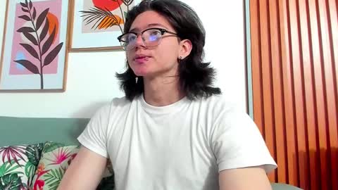 Angel Bennet online show from 12.09.24