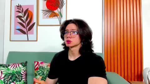 Angel Bennet online show from 12.17.24