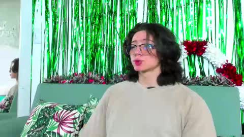 Angel Bennet online show from 12.21.24