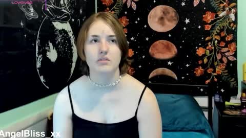 Angel online show from 11.22.25