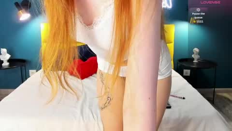 Snapshot of angelfleur chatting on 05.17.26 Angela online show from 05.17.26