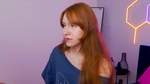 Snapshot of angelfleur chatting on 06.06.26 Angela online show from 06.06.26