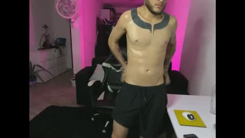 Snapshot of angelfrancooo chatting on 11.04.25 angelfrancooo online show from 11.04.25