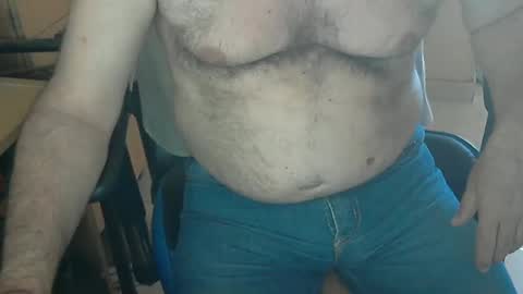 Snapshot of angelgarcia269 chatting on 12.17.24 angelgarcia269 online show from 12.17.24