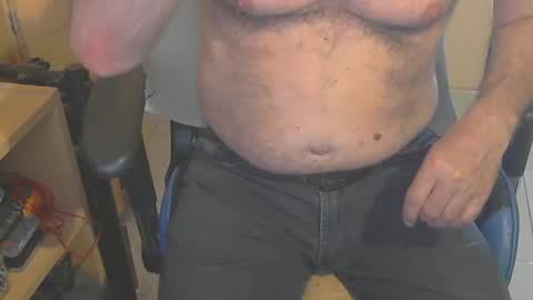 Snapshot of angelgarcia269 chatting on 02.04.25 angelgarcia269 online show from 02.04.25