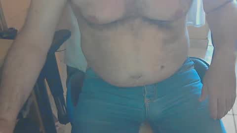Snapshot of angelgarcia269 chatting on 02.18.25 angelgarcia269 online show from 02.18.25