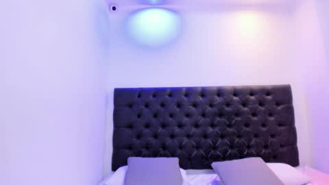 Snapshot of angeli_rivera chatting on 10.30.25 Angeli online show from 10.30.25