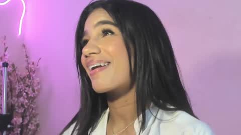 Snapshot of angeli_sexi chatting on 02.06.25 Carolina online show from 02.06.25