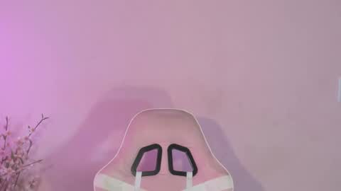 Snapshot of angeli_sexi chatting on 02.24.25 Carolina online show from 02.24.25