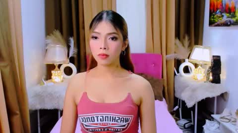 Snapshot of angelic076039 chatting on 10.11.25 MISS PAU online show from 10.11.25