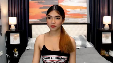 MISS PAU online show from 12.04.25