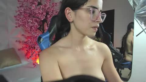 Snapshot of angelica_dymond chatting on 12.10.24 A N G E L I C A online show from 12.10.24