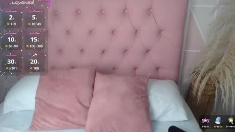 Snapshot of angelica_dymond chatting on 12.27.24 A N G E L I C A online show from 12.27.24