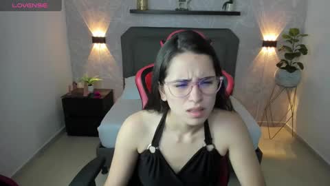 Snapshot of angelica_dymond chatting on 12.31.24 A N G E L I C A online show from 12.31.24