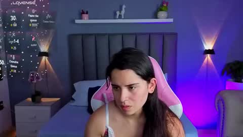 Snapshot of angelica_dymond chatting on 10.16.25 A N G E L I C A online show from 10.16.25