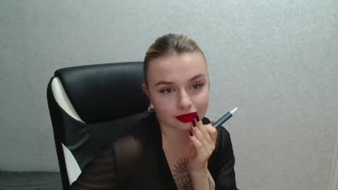 Snapshot of angelicablanch chatting on 09.25.25 angelicablanch online show from 09.25.25