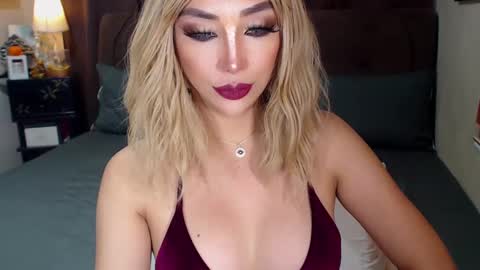 Snapshot of angelicqueents chatting on 02.19.25 MS. AMALIA online show from 02.19.25