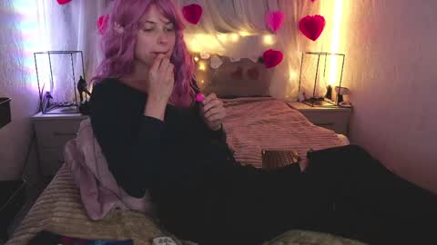 Angelika Rouge online show from 04.03.26