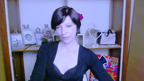 Angelina online show from 01.28.25