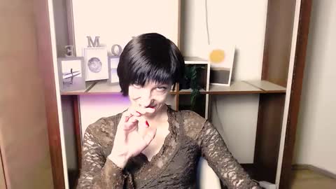 Angelina online show from 11.29.25