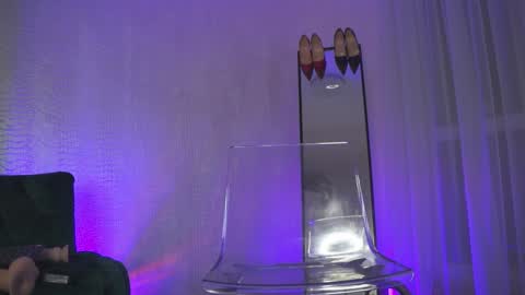Snapshot of angelinarise chatting on 01.06.25 Angelina online show from 01.06.25