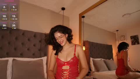 Snapshot of angelinarosss_ chatting on 01.29.25   online show from 01.29.25