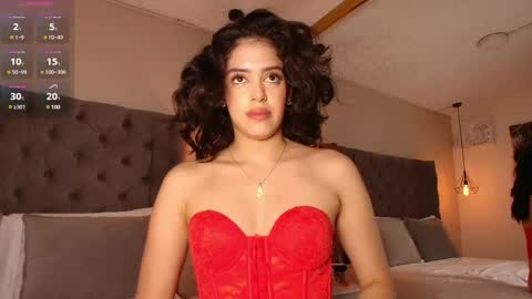 Snapshot of angelinarosss_ chatting on 03.06.25   online show from 03.06.25