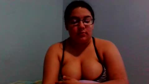 Snapshot of angelinastarzz chatting on 04.07.26 angelinastarzz online show from 04.07.26