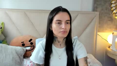 Angeline Smith  online show from 01.08.26