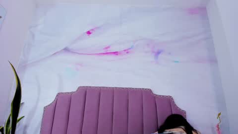 Angeline online show from 01.05.25