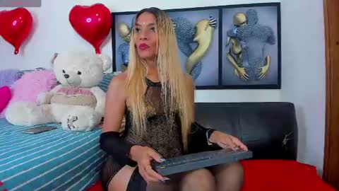 ANGELINE  YAMPOLL online show from 06.13.26
