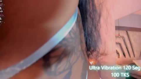 Angeline Heet online show from 09.26.25