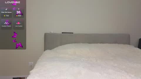 Snapshot of angelinejo chatting on 02.10.26 Angel online show from 02.10.26