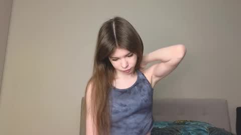 Snapshot of angelinejo chatting on 02.12.26 Angel online show from 02.12.26