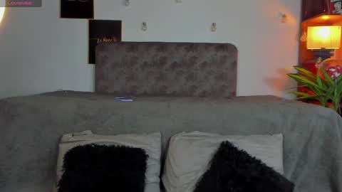 Snapshot of angelinepossy chatting on 12.17.24 angelinepossy online show from 12.17.24