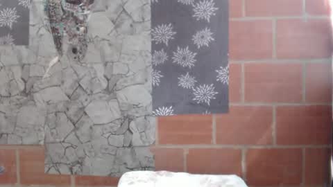 Snapshot of angelitaa_hot chatting on 02.19.25 angela online show from 02.19.25