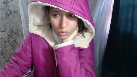 Snapshot of angelitaa_hot chatting on 10.20.25 angela online show from 10.20.25