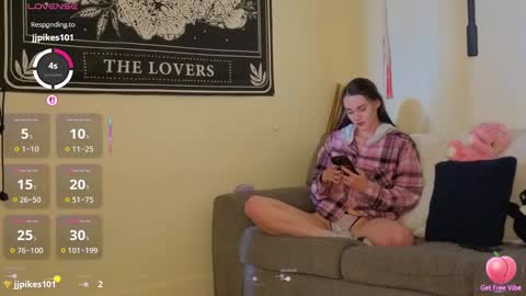 angelknight22 online show from 10.26.25