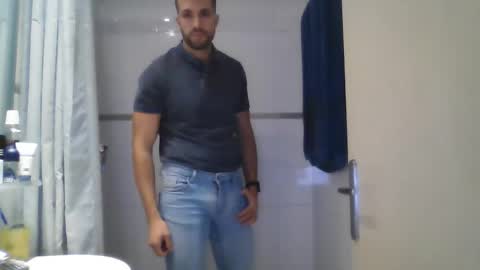 angell102890 online show from 11.05.25