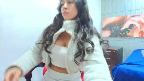 Angell cooper8 online show from 04.01.26