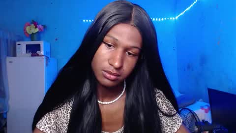 Snapshot of angell_dustt chatting on 09.17.25 Danielle online show from 09.17.25