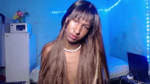 Snapshot of angell_dustt chatting on 10.24.25 Danielle online show from 10.24.25