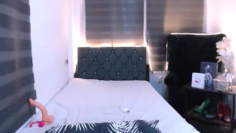 angella_dior online show from 09.20.25