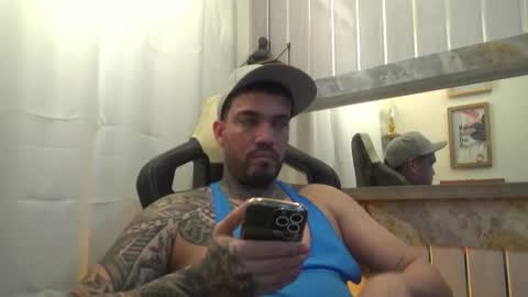 Snapshot of angellatino0 chatting on 10.17.25 angellatino0 online show from 10.17.25