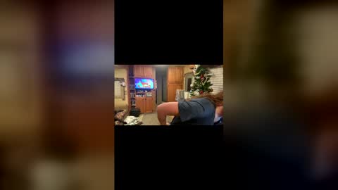 angellove8606 online show from 12.16.25