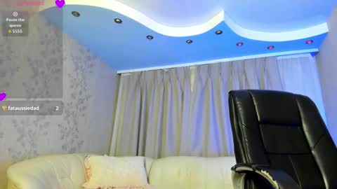 Angelli online show from 11.28.25