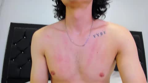 Snapshot of angelmonets chatting on 10.10.25 Angel Monets online show from 10.10.25