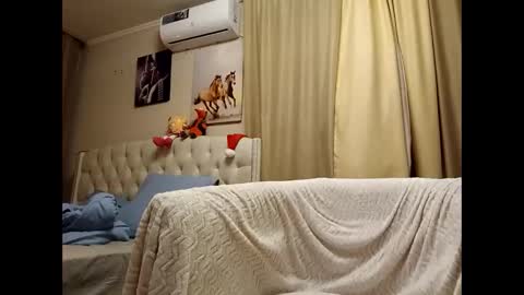 Snapshot of angelo4ek_olya chatting on 01.16.25 Your dreams best breasts online show from 01.16.25