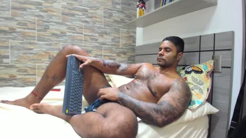Snapshot of angelo_evans33 chatting on 01.09.25 angelo_evans33 online show from 01.09.25