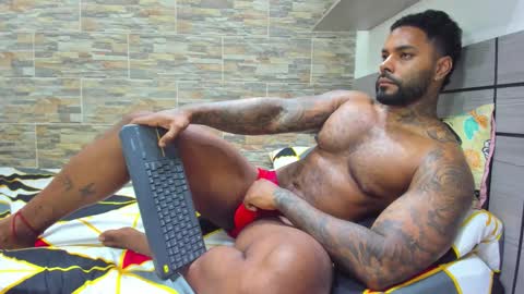 angelo_evans33 online show from 02.18.26